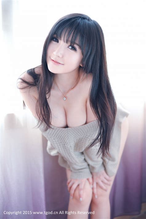Being really comfortable and easy to carry, this long layered hairstyle is extremely popular among asian girls. Wallpaper : model, long hair, anime, Asian, photography ...
