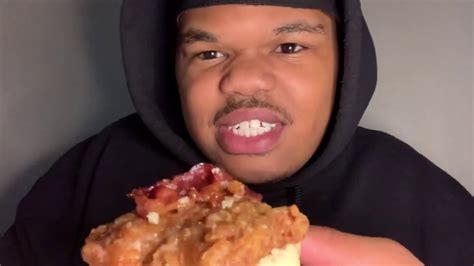 Wendy's chicken nuggets menu prices. Trying Wendy's Honey Butter Chicken Biscuit Breakfast ...