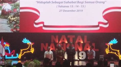 Pada bulan oktober ini pgi telah merilis tema natal yang akan digunakan pada perayaan natal tahun 2020. Desain Tema Natal Nasional 2020 : Minggu 27 desember 2020.mulai pukul 18.00 wib, dengan ...