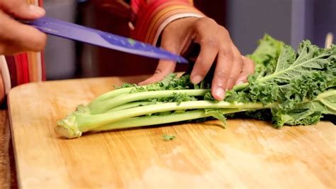 The leaves and stems likely have sand or dirt clinging to them. How to Cut Kale Stems - YouTube