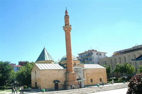 Ahi evran'ın hayatı üzerine bugüne kadar birçok yayın yapılmıştır. Ahi Evran Cami-Kırşehir | Gezilecek Yerler