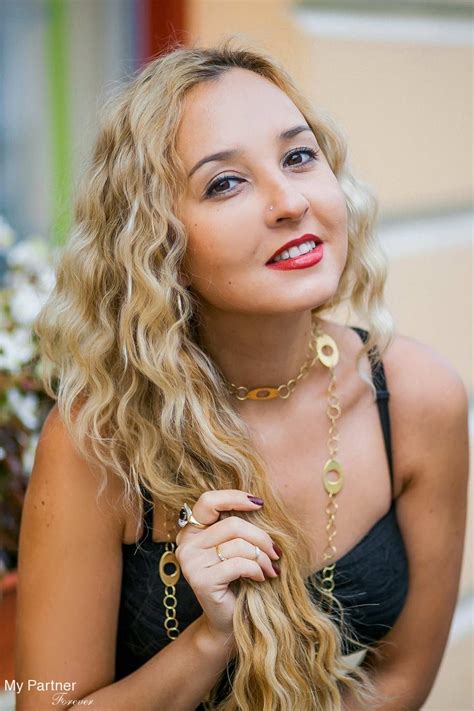 They're happy to wear a dress, receive flowers, or make dinner and don't find it oppressive. Dating Service to Meet Single Belarusian Woman Elvira from ...