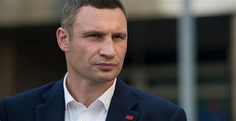 Wladimir wladimirowitsch klitschko is a ukrainian former professional boxer who competed from 1996 to 2017. Кличко похвастался селфи из Швейцарии во время сильного ...