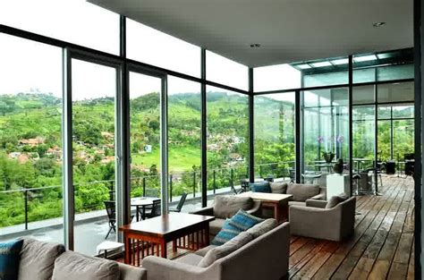 Mulai dari alam hingga buatan dengan berbagai permainan seru. Lawang Wangi Creative Space And Bistro - Bandung - My Backpackeria