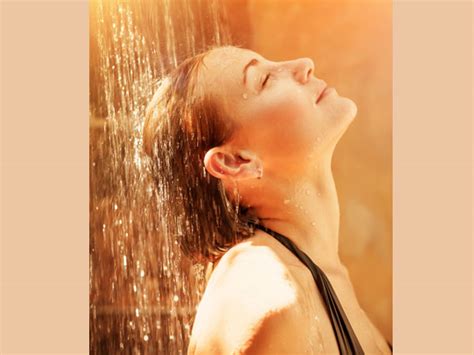 Changing bath time routines can have some of the biggest impacts on improving dry, itchy skin: 7 Tips To Prevent Dry Skin After Shower - Boldsky.com