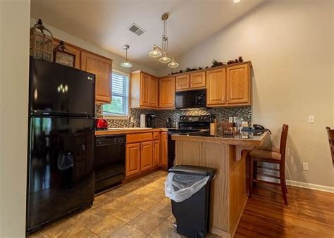 Maybe you would like to learn more about one of these? Pet Friendly 2 Bedroom, 2.5 Bath condo near SDC in ...