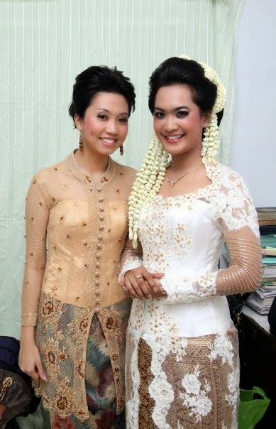 Maybe you would like to learn more about one of these? Kebaya Pengantin Batak Kancing Depan / 1 : Couple ...