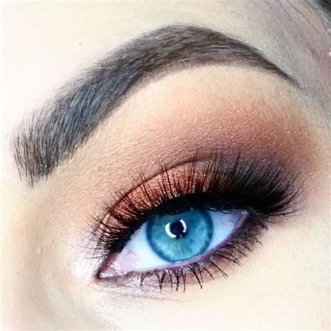 15 wedding makeup looks for blue eyes. Looking for some inspiration for your wedding makeup to ...