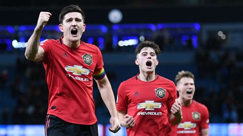View manchester united fc squad and player information on the official website of the premier league. 'Trophy win would be massive for Man Utd' - Solskjaer's ...