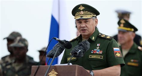 Tiene sede en el edificio quiñones en lima.el actual titular del cargo es nuria del rocío esparch fernández desde el 6 de agosto de 2020. Causa Infinita: Ministro de Defensa inspecciona el ...