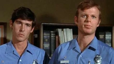 Свидание с эмбер (2020) cast and crew credits, including actors, actresses, directors, writers and more. The premiere movie of Emergency! | 1970s tv shows, Tv show ...