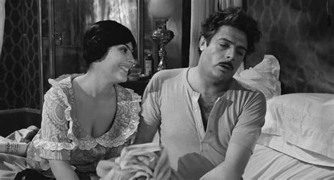 When you check that your love is unrequited, start thinking about the safest way to get rid of his wife, does her best to induce her to infidelity in order to kill her. Divorzio all'italiana / Divorce Italian Style (1961 ...