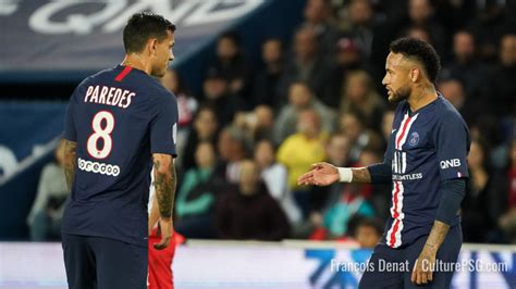 Desde su equipo siguen estando tranquilos con la continuidad del brasileño en el parque de los príncipes después de. Rés. sociaux : Quand Paredes piège Neymar avec un faux ...