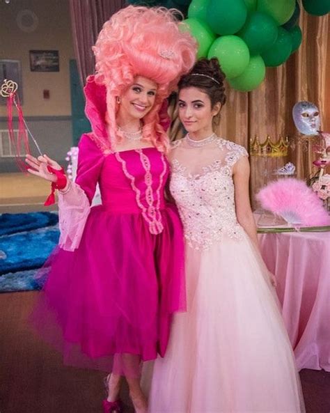 Ramona fuller house homecoming dress. Fuller House Ramona Bedroom - burnsocial