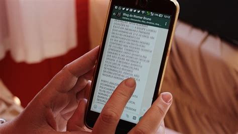 Nah cara ini yang jika ingin menaruh link undangan di website atau di pasang pada baliho juga bisa wkwkw jadi bebas lah caranya. Contoh Undangan Bukber Via Wa - Sketsa
