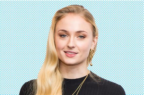 People who liked sophie turner's feet, also liked 'Game Of Thrones' Air Date And Spoilers Revealed By Sophie ...