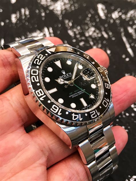 勞力士 daytona factory diamond rainbow edition rose gold watch. Rolex GMT-Master II 116710LN 勞力士 綠針 二手 停產, 名牌, 錶 - Carousell