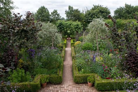 The stunning site is located in herefordshire, in the west midlands, and the host has provided plenty of insight into its creation. Landscape Focused: landscape, garden design ideas