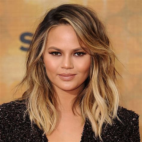 Side swept bangs are in style, so learn how to wear them! Side Swept Bangs: 10 Fringe Hairstyle Looks We Love ...