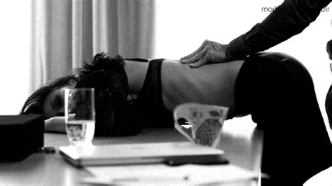 Sweetheart banged in a massage room. une soumise lol - UN MONDE DE CHARME