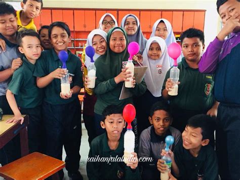 Sebuah karya tulis terdiri dari dua jenis yaitu karya tulis ilmiah dan karya tulis non ilmiah. Contoh Projek & Aktiviti Mudah Sains - Raihan Jalaludin's Blog