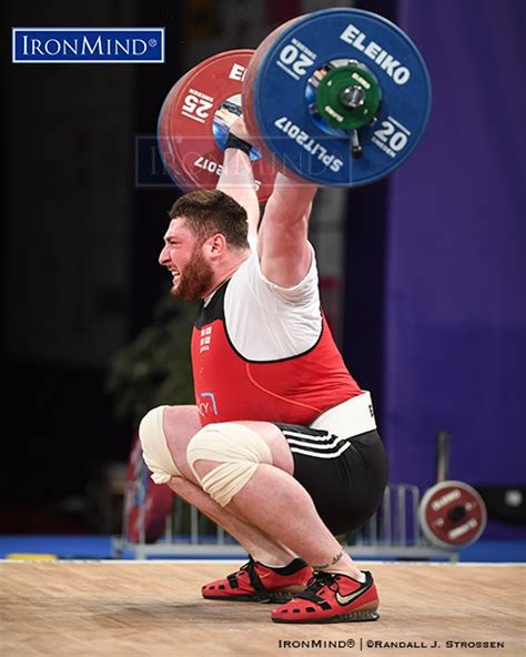 In this video i explain the differences between the olympic pull and the deadlift and how to build a stronger. Lasha Talakhadze: 217-kg World Record Snatch