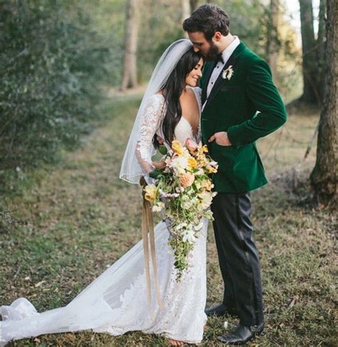 Pink cacti marquees, rhinestone cowgirl hats, and all the glitter — this kacey musgraves wedding inspiration is very kacey + cowgirl chic! Kacey Musgraves' Stunning Wedding Photos | Wedding colors ...