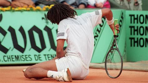 Tennis heroes grace roland garros clay courts roland garros was the first grand slam tournament to join the open era in 1968, and since then many tennis greats have graced home fans will never forget 1983, the year yannick noah became the first, and so far only frenchman to win the singles title. Toute dernière fois. 1990, la dernière fois que Yannick ...