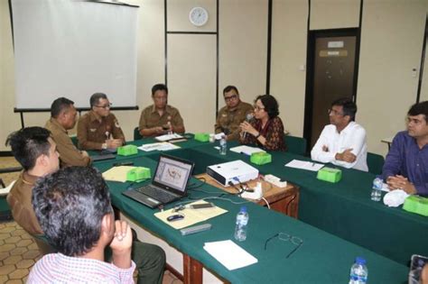 Sehingga wisata ini diminati pengunjung karena tertata rapi dan bersih. Perhutani, Vokasi UI dan Delegasi dari India Diskusi Pengelolaan Hutan - PORTONEWS