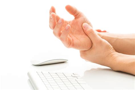 How can i prevent carpal tunnel syndrome while using a computer. Apa Itu Carpal Tunnel Syndrome Dan Bagaimana Untuk ...