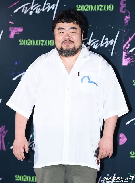 Ediasns@gmail.com으로 고민 사연을 보내주세요 ? 감독 이승원, 배우로 참여한 영화 '팡파레'엑's HD포토