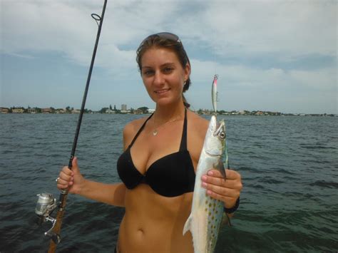 Helyezett 36 étterem közül siesta key. What is the Best Siesta Key Fishing Charter? - Siesta Key ...