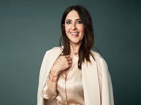 Carden, who's currently filming the a league of their own tv series, lets us take a closer look inside her chloé vick. Barry fame American actress, D'Arcy Carden is in blissful ...