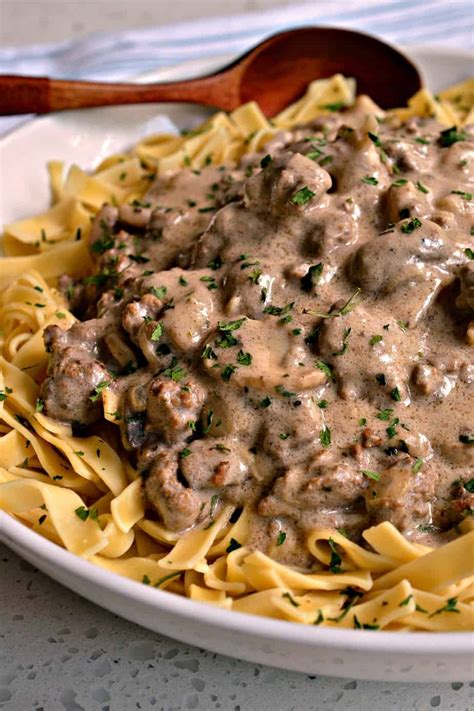 This version of beef stroganoff uses leftover steak for an easily made and delicious meal for two. Easy Ground Beef Stroganoff (Hamburger Stroganoff)