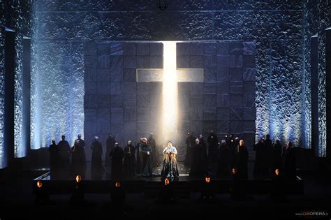 Disperso vada il mal pensiero che all'atto indegno mi concitň. La Forza del Destino di Verdi - La trama - Musica Colta