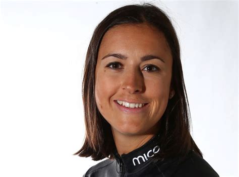 Italian world cup alpine ski racer. Irene Curtoni torna sugli sci, si ferma Giuliano Razzoli ...