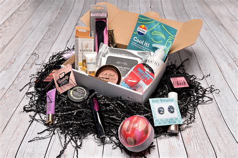 You can buy book subscription boxes, art subscription. The 8 Best Australian Beauty Subscription Boxes - Hunter ...