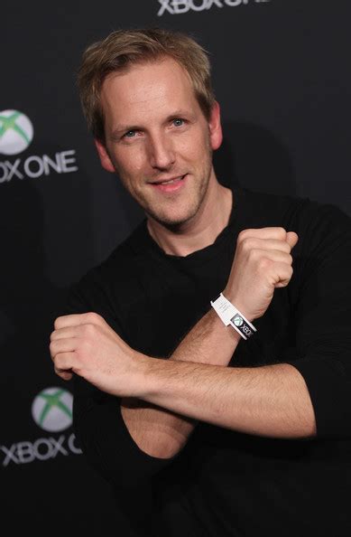 Jan hahn ist nach kurzer, schwerer krankheit gestorben. Jan Hahn - Microsoft Launches Xbox One in Germany - Zimbio