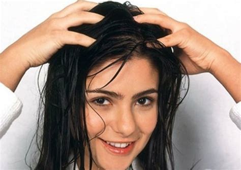 If you have been suffering from dry lifeless hair then hot oil could be all you need! Wonderful Tea Tree Oil Benefits For Hair | Lifestylica