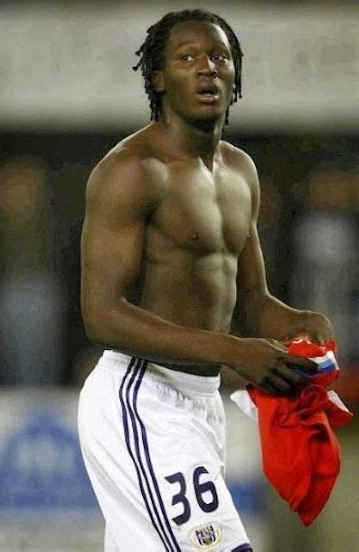 ✝️ from belgium to italy @inter #9 @belgianreddevils @rocnationsports enquiries: Romelu Lukaku Bio, Wiki, Net Worth, Dating, Girlfriend ...