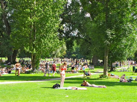 The name comes from the fact that friedrich ludwig von sckell, the man who designed the englischer garten, was inspired by english landscape gardens. Munich / English Garden Park 0215 | Flickr - Photo Sharing!