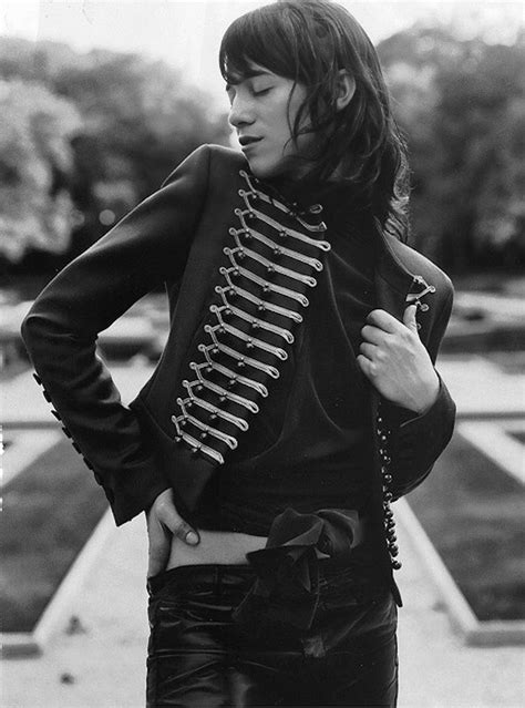 Charlotte gainsbourg biography with personal life, affair and married related info. SUGARHIGH LOVESTONED: Being Charlotte Gainsbourg