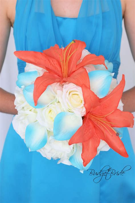 We've rounded up 15 calla lily wedding bouquets that will definitely make you choose calla lily as your new favorite flower. Coral Reef lily wedding flowers with Malibu bridesmaid ...