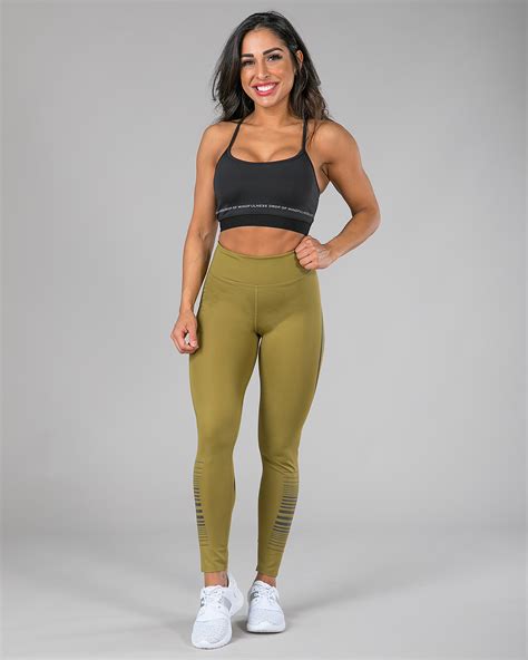 Camo high tights let you show off your iconic curves. Better Bodies Madison Tights Military Green - Tights.no