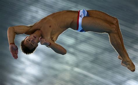 Tom daley scales the high board during training credit: Things that caught my eye: OLYMPIC HOTTIES: British Diver ...