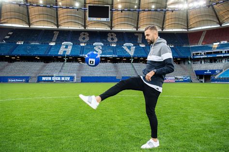 Hsv news aktuelle news über unseren hsv hsv forever and ever. Hinterseer weiß schon, wie man im Volkspark trifft