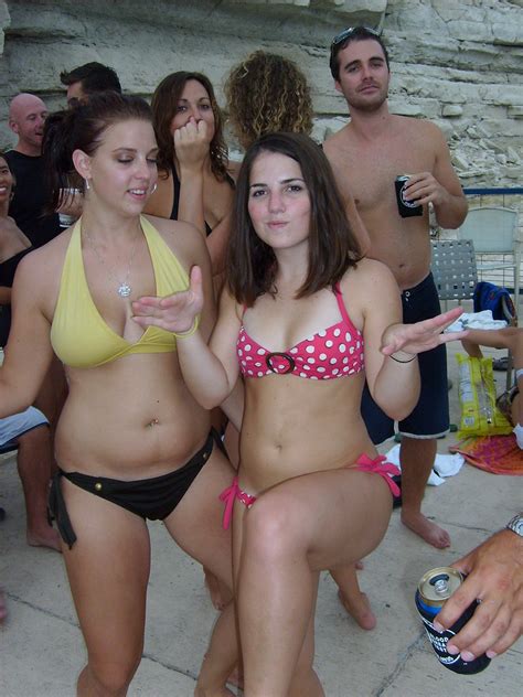 Steam or other platform sales might complain on the forum, but i feel that it's going to be the patreon members paying for their say in the direction of the project, as usual with these things. Unreal Entertainment's Boat Party 2009 | MarkScottAustinTX ...