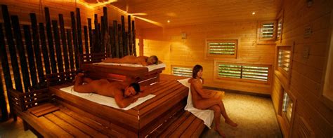 Die therme ist ebenso inklusive wie der erlebnisbereich mit den das galaxy erding mit seinen 26 wasserrutschen, 8 im freibereich, 18 im innenbereich, darunter. Baums Blocksauna Holz Sauna Eschweiler Aachen Heinsberg ...