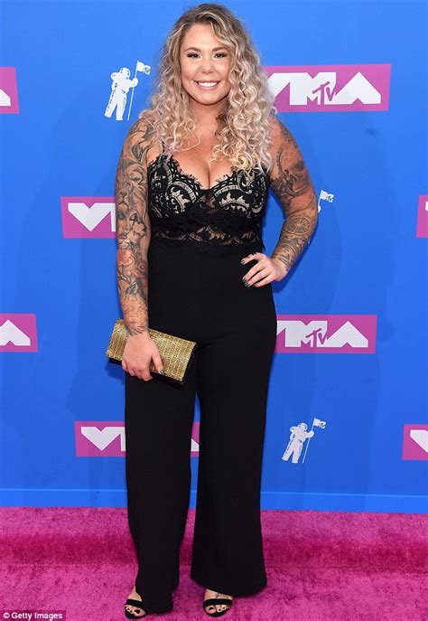 Kailyn lowry is a cast member of 16 & pregnant and teen mom 2. Kailyn Lowry flaunts her cleavage in sexy black lace ...
