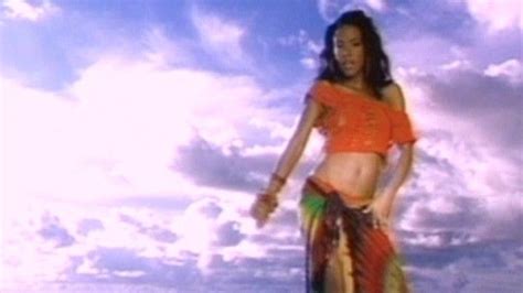 It also was aaliyah's favorite song on the album to record. Rock the boat Aaliyah's last video | Aaliyah singer ...